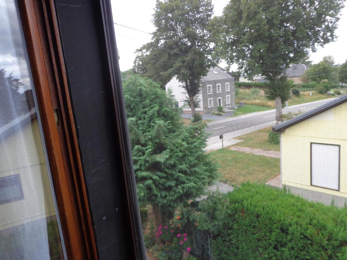 Le Chant Du Merle Neufchâteau Exterior foto